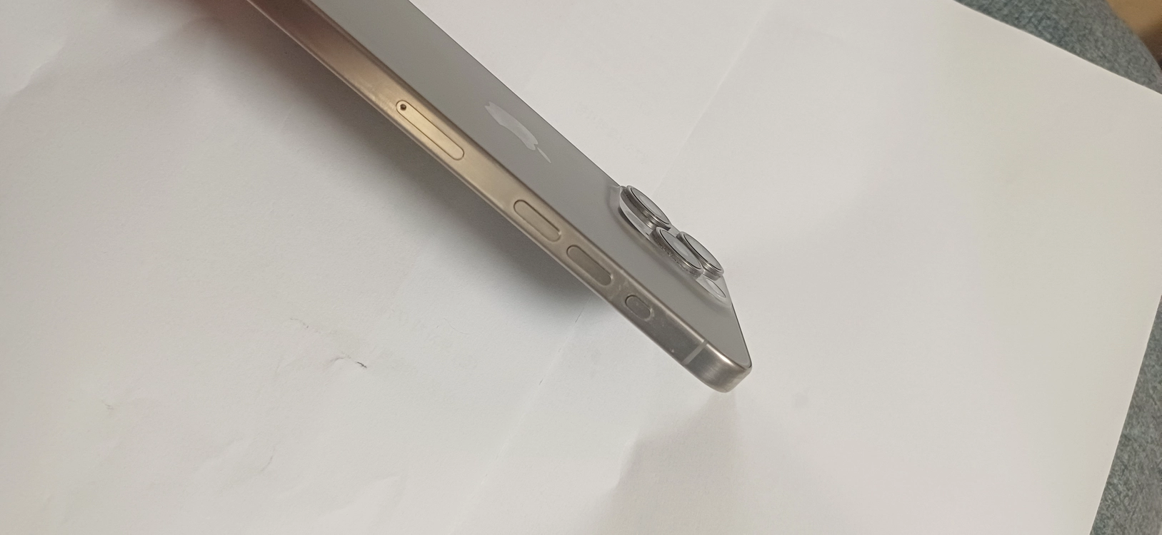 아이폰15프로 작은멍 상태굿 256gb 이미지