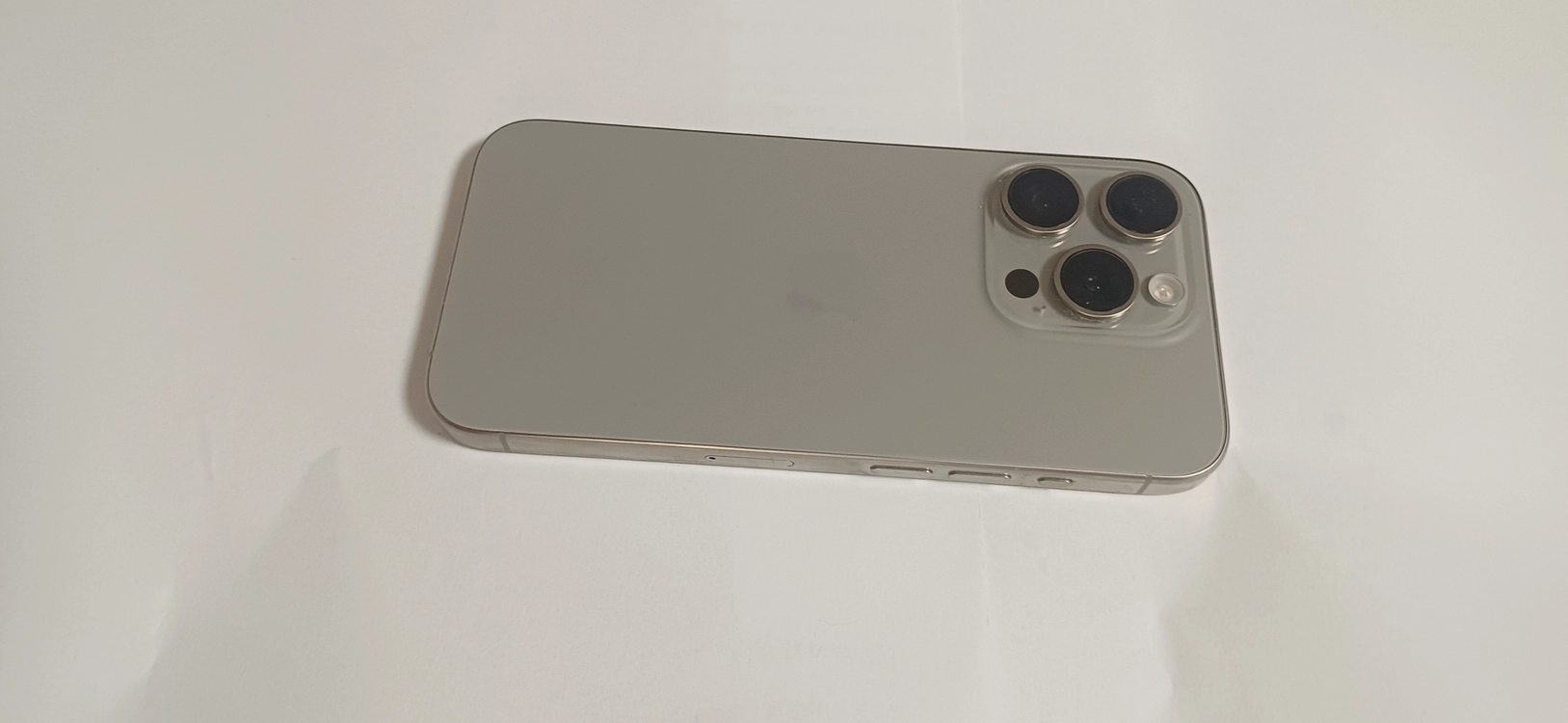 아이폰15프로 작은멍 상태굿 256gb 이미지