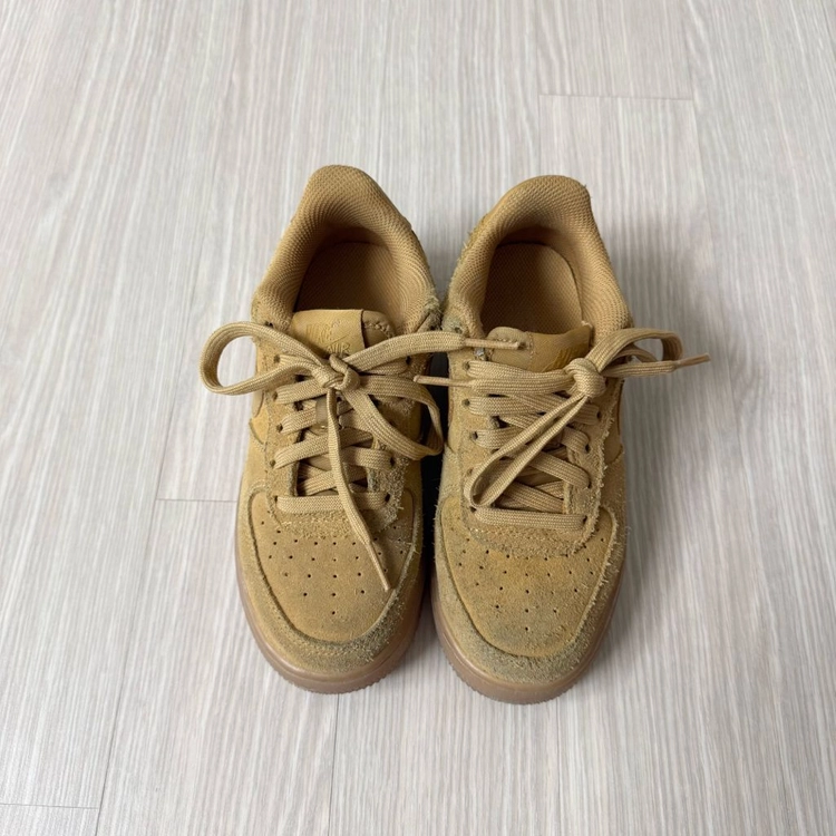 나이키 키즈 에어포스1 된장 205 이미지