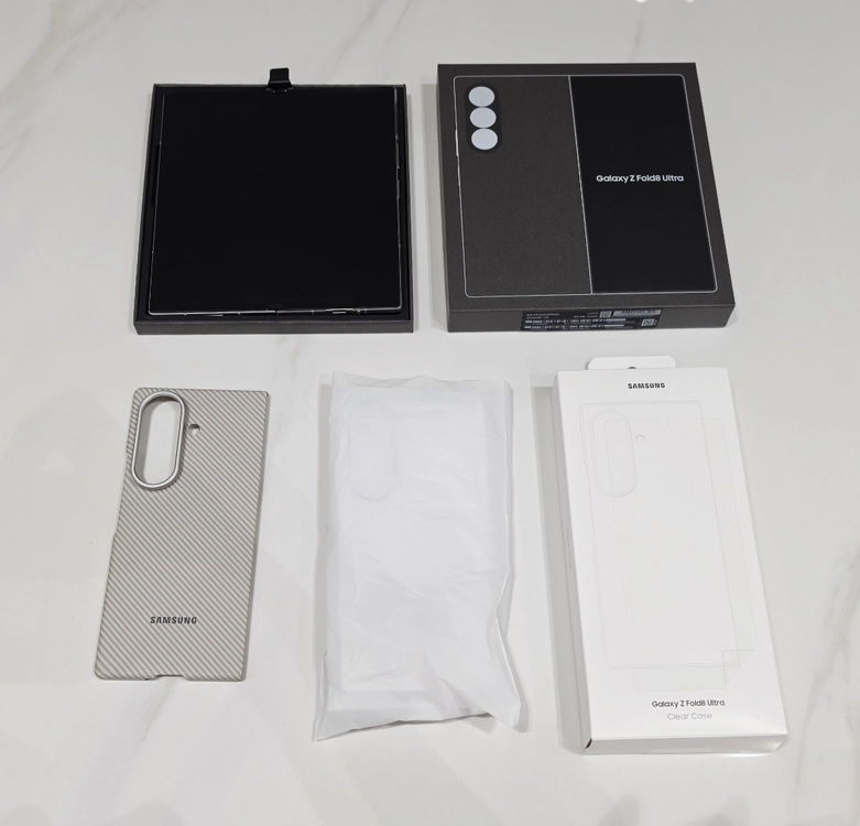 삼성 갤럭시 Z 폴드8 울트라 크림 256GB 자급제 풀박스 이미지