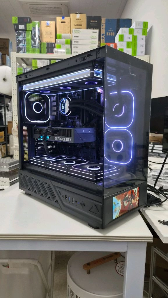 7800x3d, 5070ti 올블랙 미사용 새pc팝니다 - 안심되는 중고거래