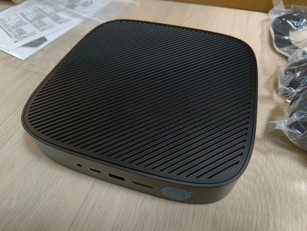 HP t540 씬 클라이언트 Thin Client 미니pc 박스 세트 새제품 이미지