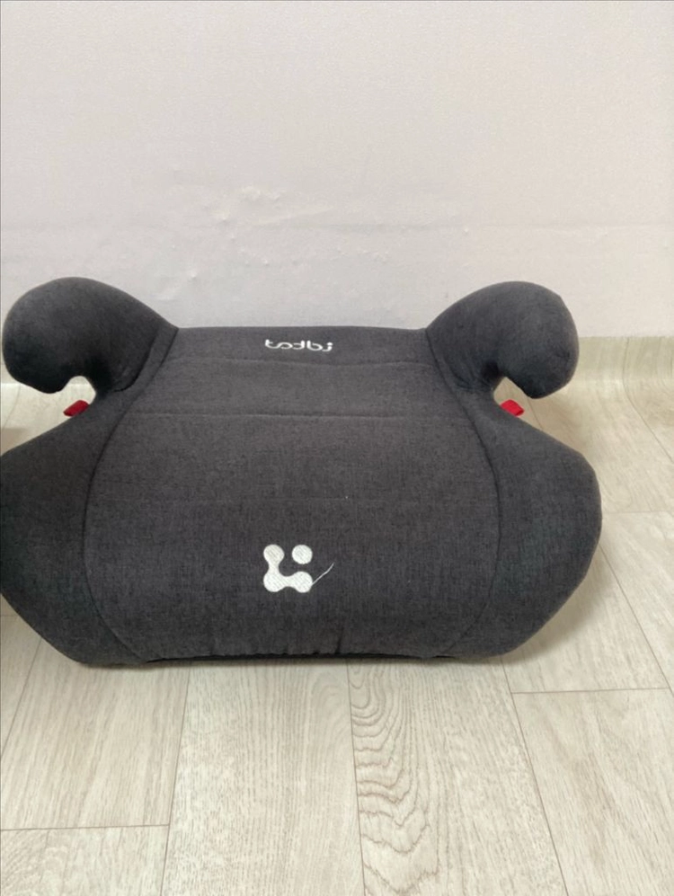 어린이 차량용 부스터 시트 + 머리 지지대 팝니다. 이미지