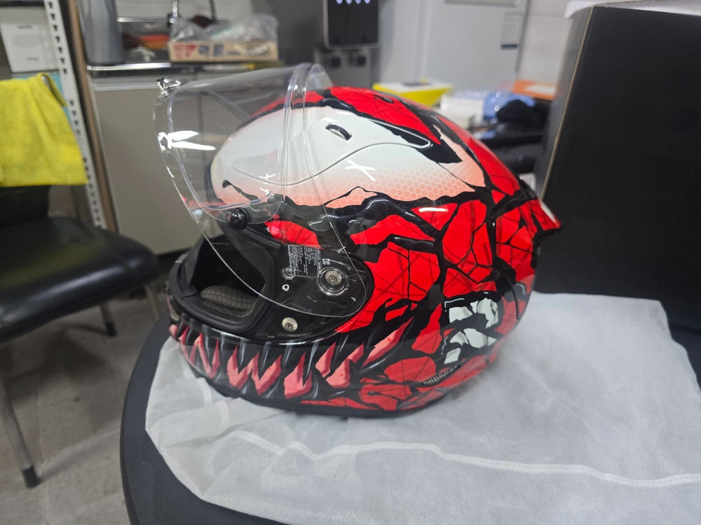 홍진 HJC 알파11 카니지 마블 오토바이 헬멧 이미지
