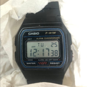 카시오 F-91W 7시 알람 o 시간 숫자 변경 버튼 x 스트랩 x 시계 판매 이미지