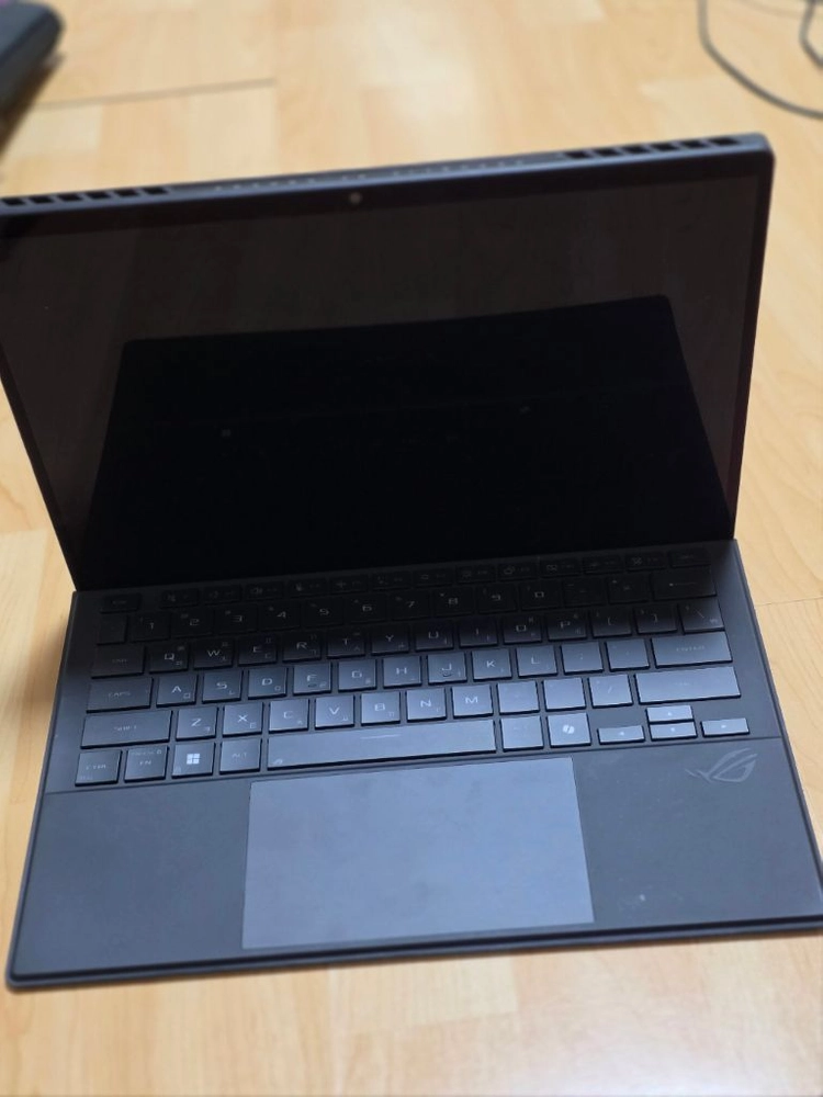 ASUS ROG Flow Z13 13.4인치 노트북 팔아요 이미지