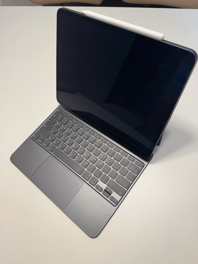 iPad Pro M4 13인치 셀룰러 256GB 풀세트 | 사이클 76회 | 매직키보드, 애플펜슬프로 포함 이미지
