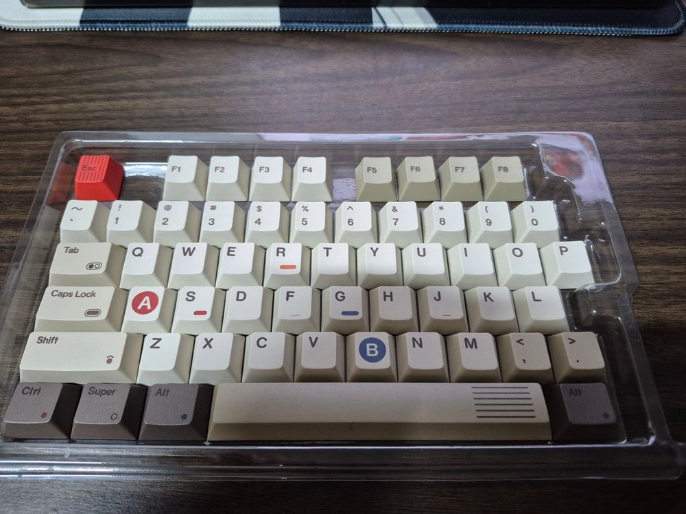 womier retro 1989 pbt 승화키캡 팝니다 이미지
