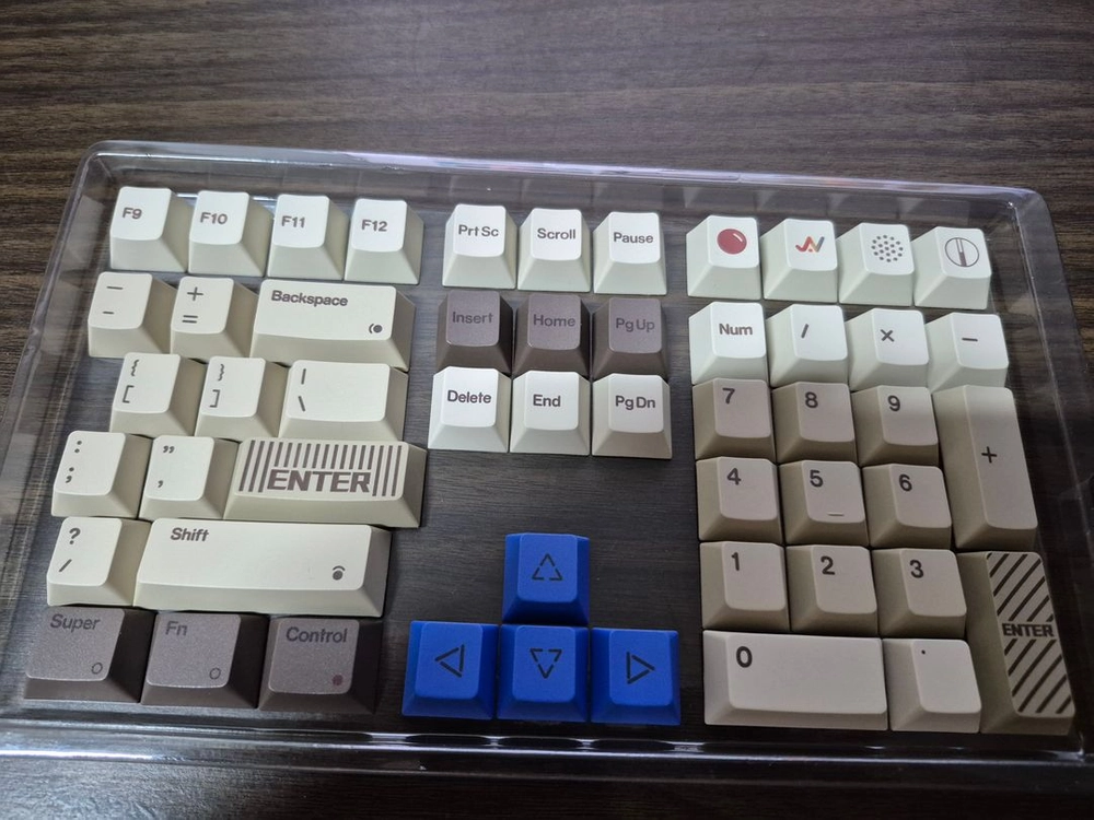 womier retro 1989 pbt 승화키캡 팝니다 이미지