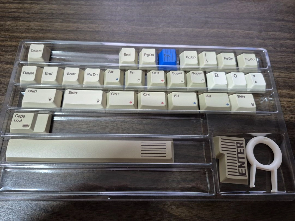 womier retro 1989 pbt 승화키캡 팝니다 이미지