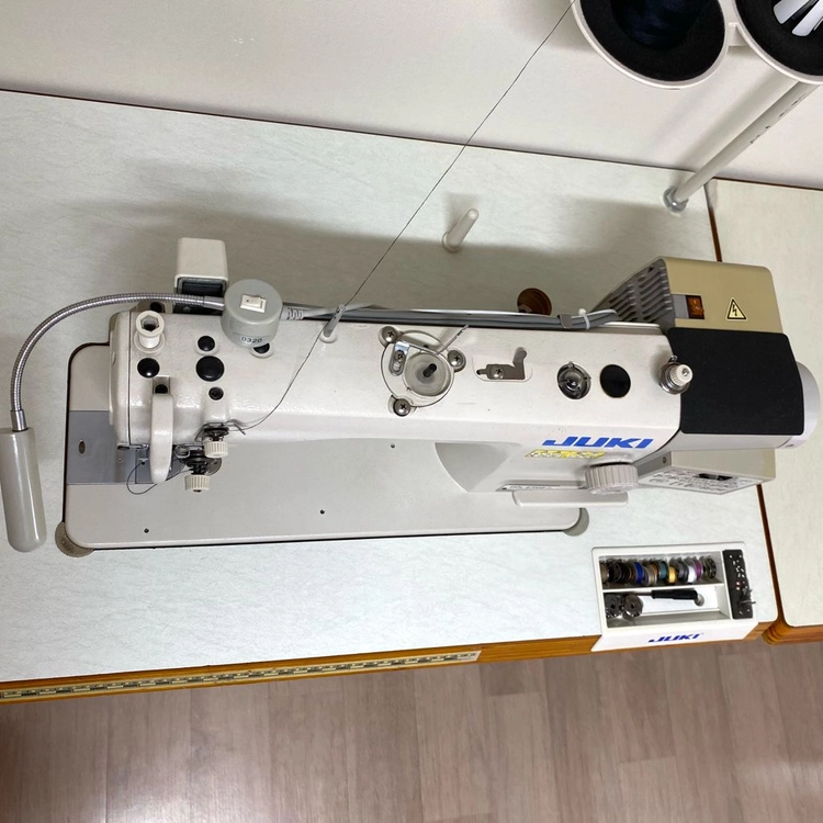 주키 DDL-8700B-7 공업용 미싱 재봉틀 이미지