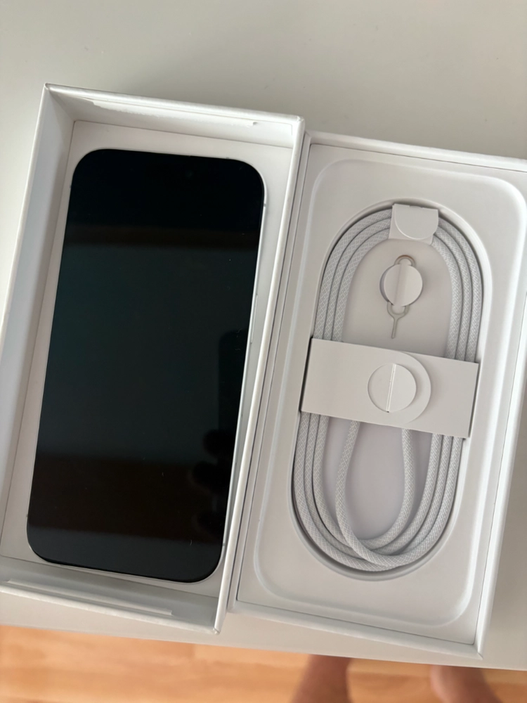 아이폰 17 화이트 256GB 풀박스 (애케플 27년 10월) 이미지