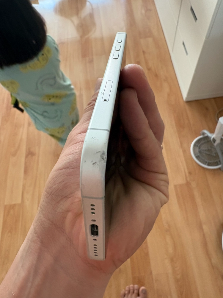 아이폰 17 화이트 256GB 풀박스 (애케플 27년 10월) 이미지