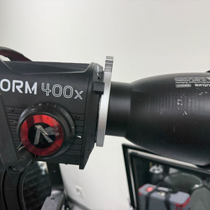 Aputure Storm400x / CF7Fresnel&Barndoor 이미지