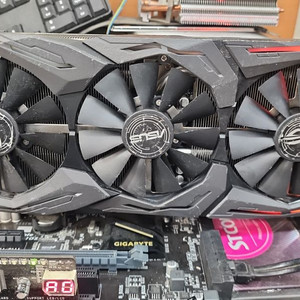ASUS GTX 1070ti 8G 그래픽카드 판매합니다 이미지