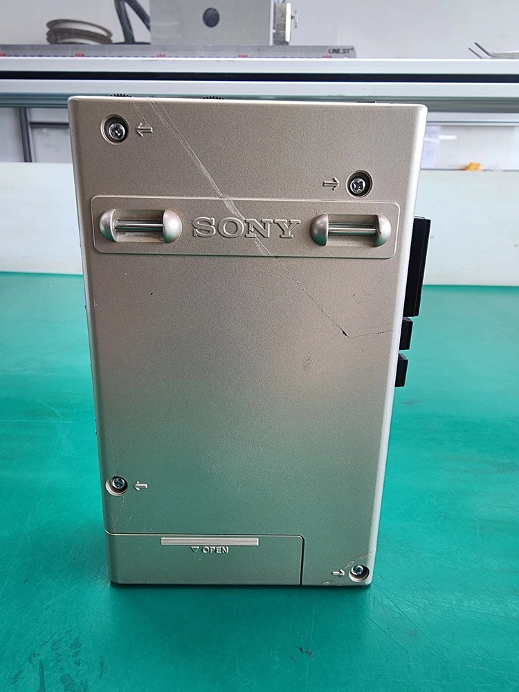 SONY WM-F8 워크맨 이미지