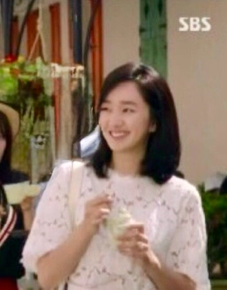 타임 레이스 블라우스 및 펀칭 스커트 이미지