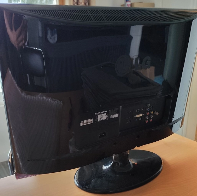 LG 27인치 모니터 TV 이미지