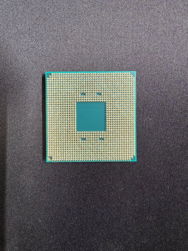 AMD 라이젠9 3900X CPU 이미지