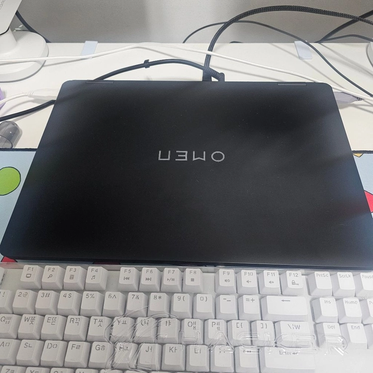 HP 오멘 16 5070 노트북 이미지