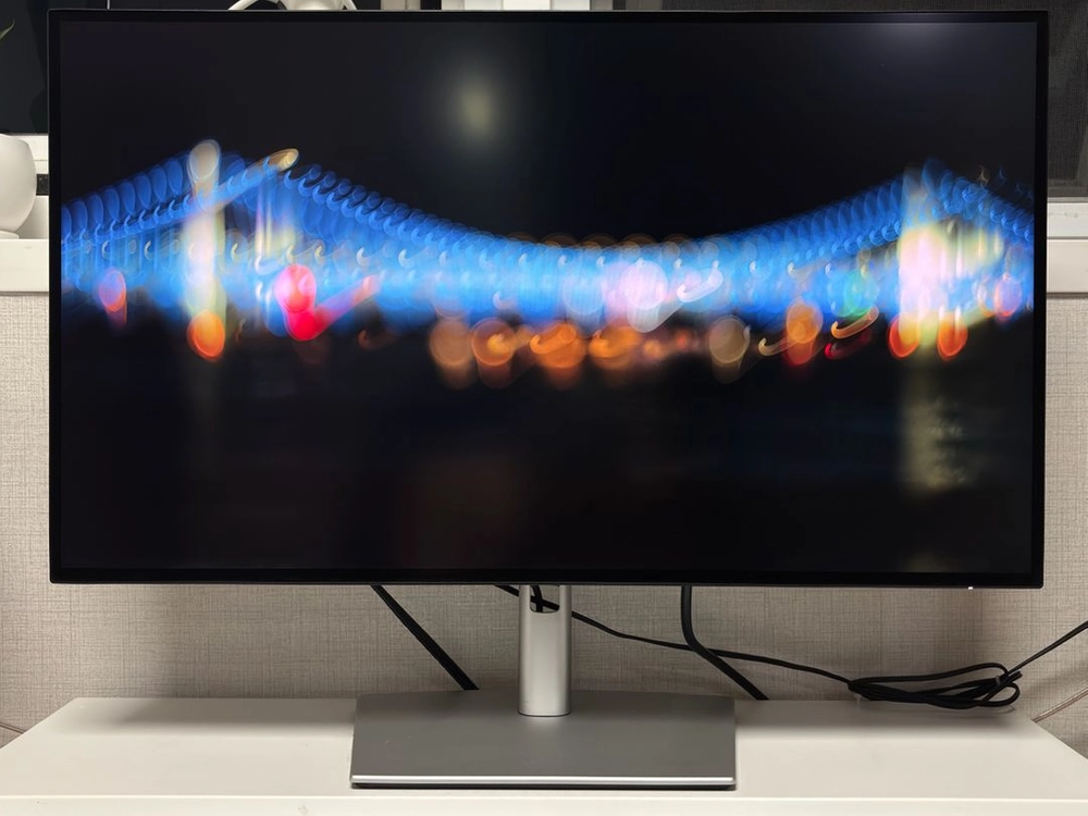 델 울트라샤프 U2725QE 4k 모니터 이미지