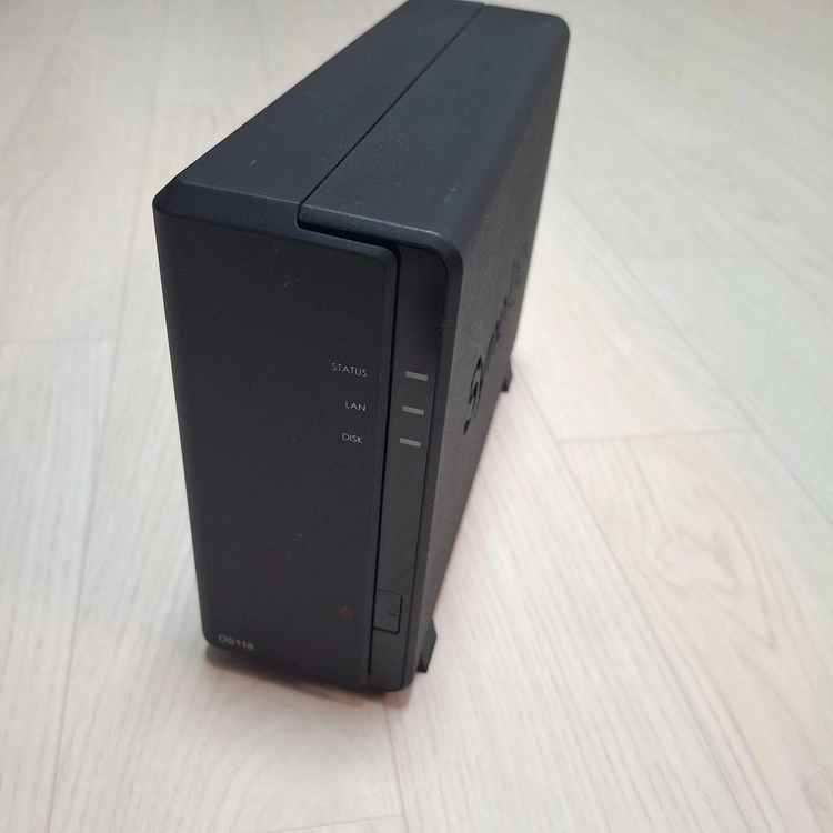 시놀로지 NAS DS118 이미지