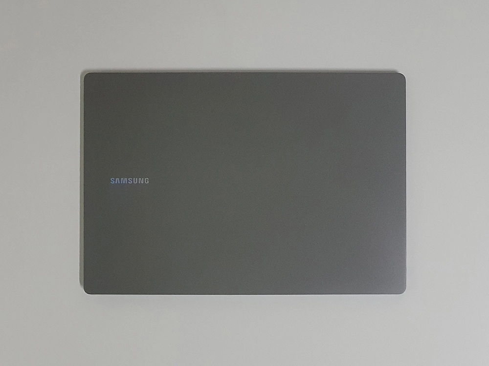삼성 갤럭시북5 프로 NT960XHA KD72R (삼성 노트북) (2TB 32GB) 이미지
