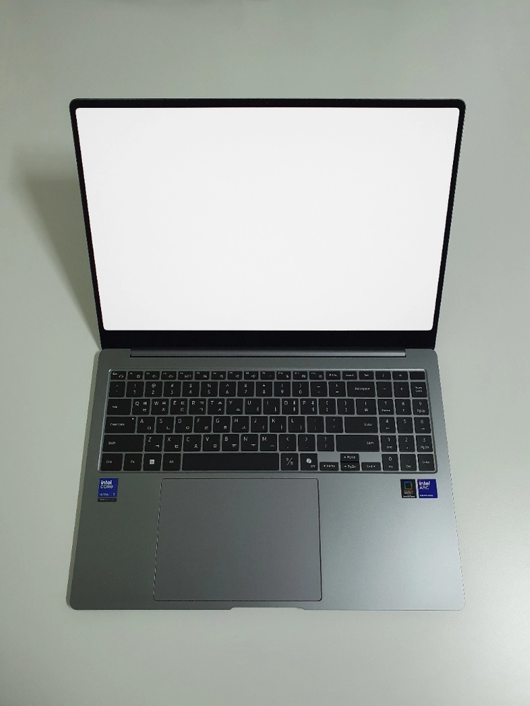 삼성 갤럭시북5 프로 NT960XHA KD72R (삼성 노트북) (2TB 32GB) 이미지
