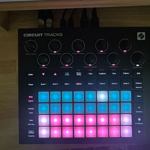 novation circuit tracks 이미지