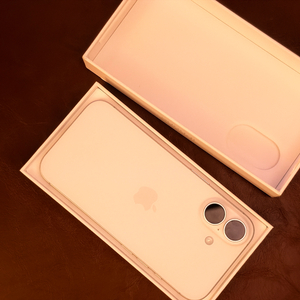 아이폰17 화이트 256GB 풀박스 이미지