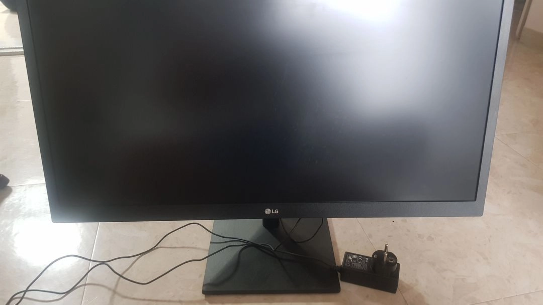 구리시 LG 27MK430H 27인치 FHD IPS 광시야각 모니터 저렴히 팝니다 이미지