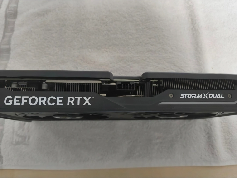 이엠텍 지포스 RTX 4070 SUPER STORM X Dual OC D6X 12GB 이미지