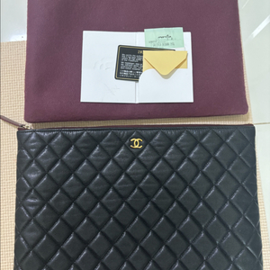 정품 클래식 샤넬 캐비어 라지클러치 이미지