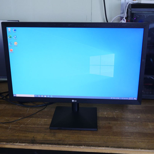 엘지 22인치 모니터 LG 22MK400H 이미지