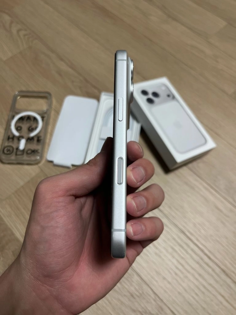 S급) 아이폰 17 프로 1TB+애케플 풀박스 이미지
