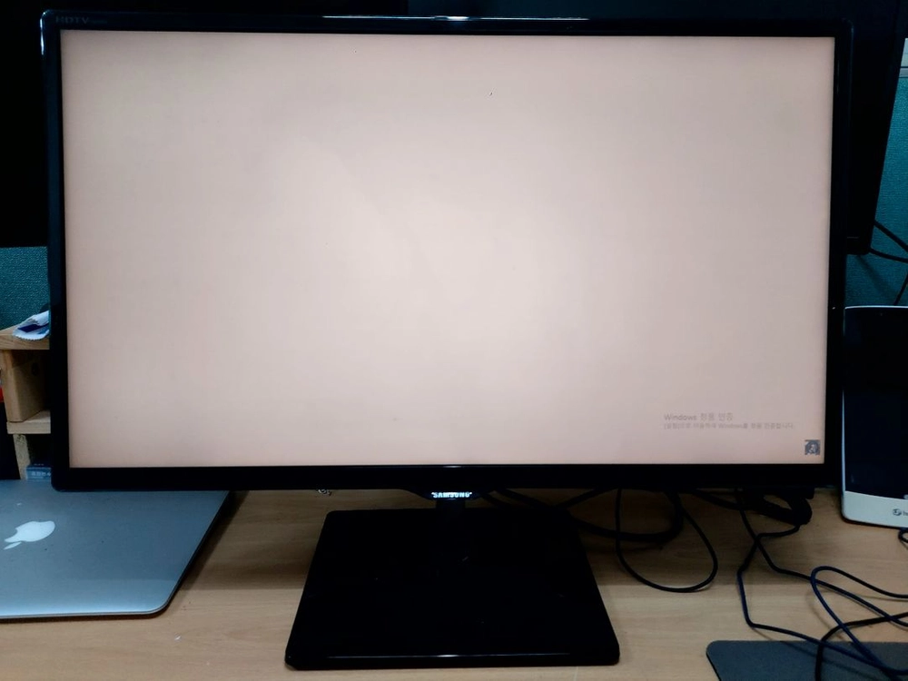 삼성 27인치 TV 모니터 LT27D390 이미지