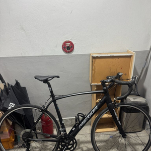 메리다 스컬트라100 로드자전거 판매 이미지