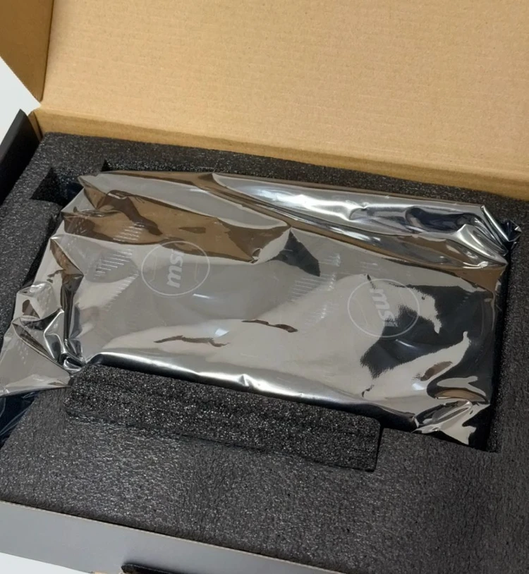 MSI RTX 4060 벤투스 2X 블랙 8GB OC 이미지
