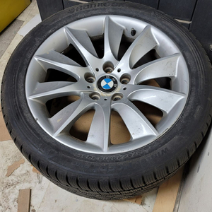 BMW F10 순정18인치 터빈휠 타이어 이미지