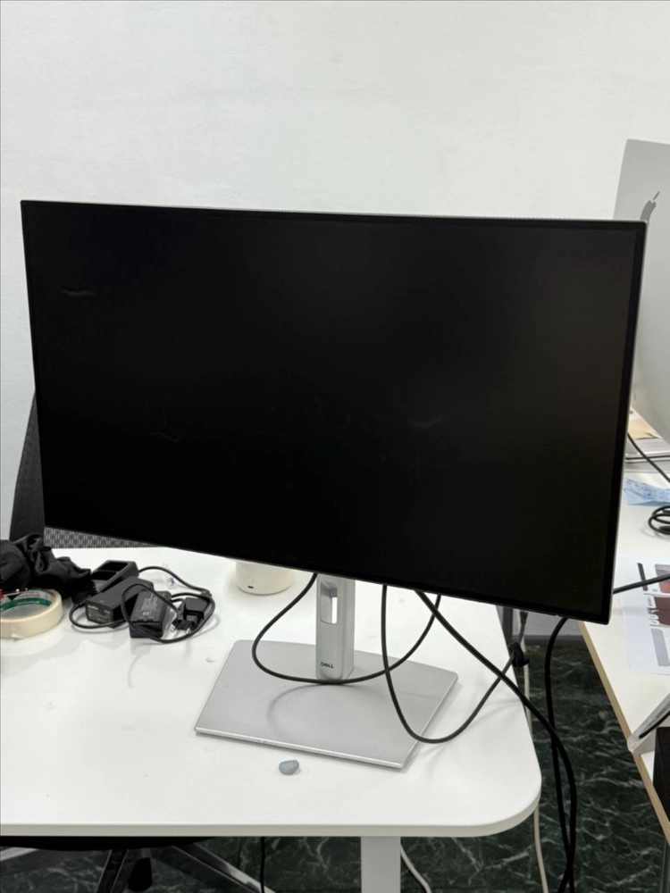 델 dell 27인치 전문가용 모니터 u2724d 이미지