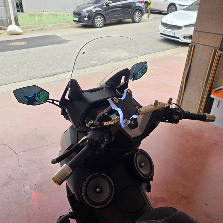 17_25년식 pcx125 튜닝차량 판매합니다 이미지