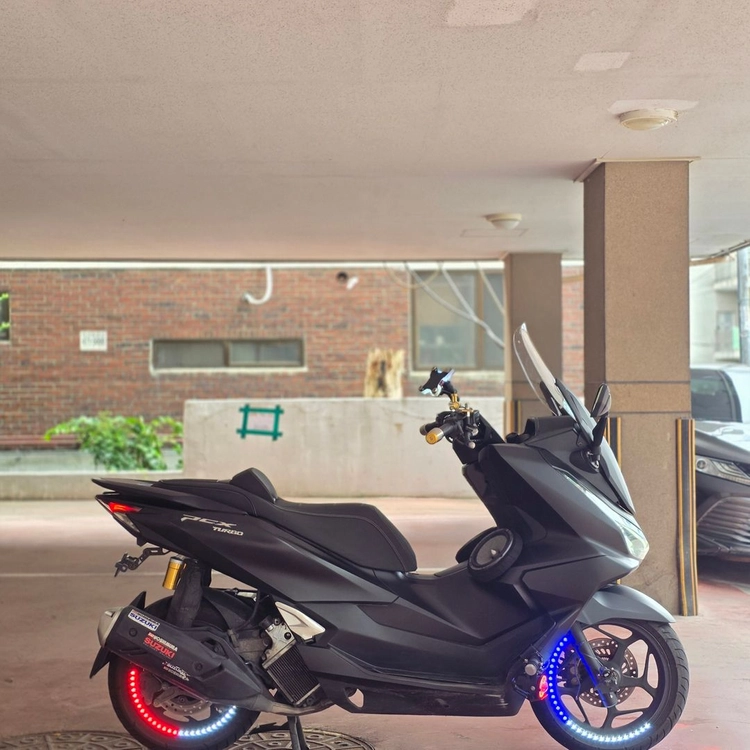 17_25년식 pcx125 튜닝차량 판매합니다 이미지