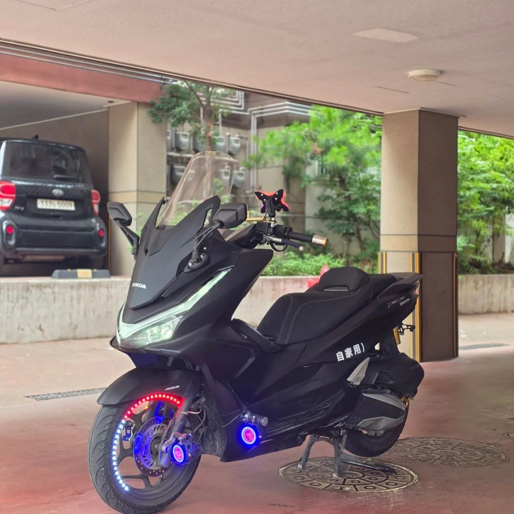 17_25년식 pcx125 튜닝차량 판매합니다 이미지