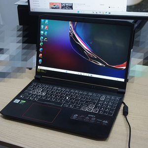 에이서 인텔 i7-10750H 램16기가 GTX1660Ti 게이밍노트북 팝니다. 수원 이미지