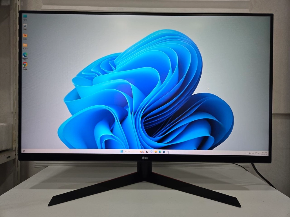 LG 울트라기어 32인치 144Hz QHD 모니터 판매!(직거래만 가능) 이미지