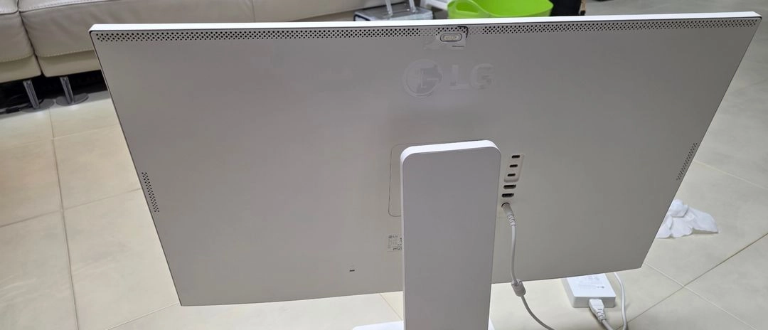 LG MyView 4k 스마트모니터 32SR83U 이미지