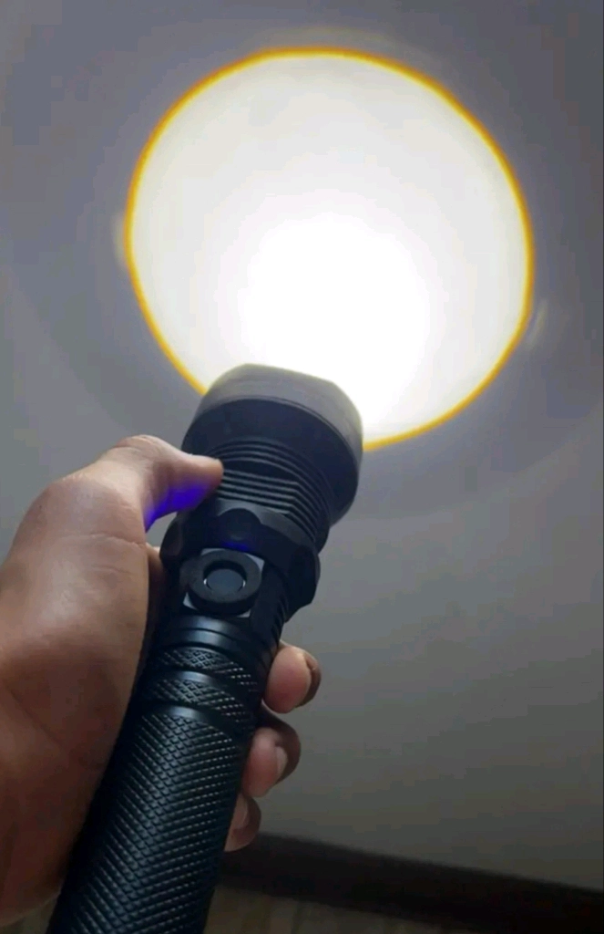 엄청밝은 500w손전등.대형랜턴,해루질,낚시,등산 이미지