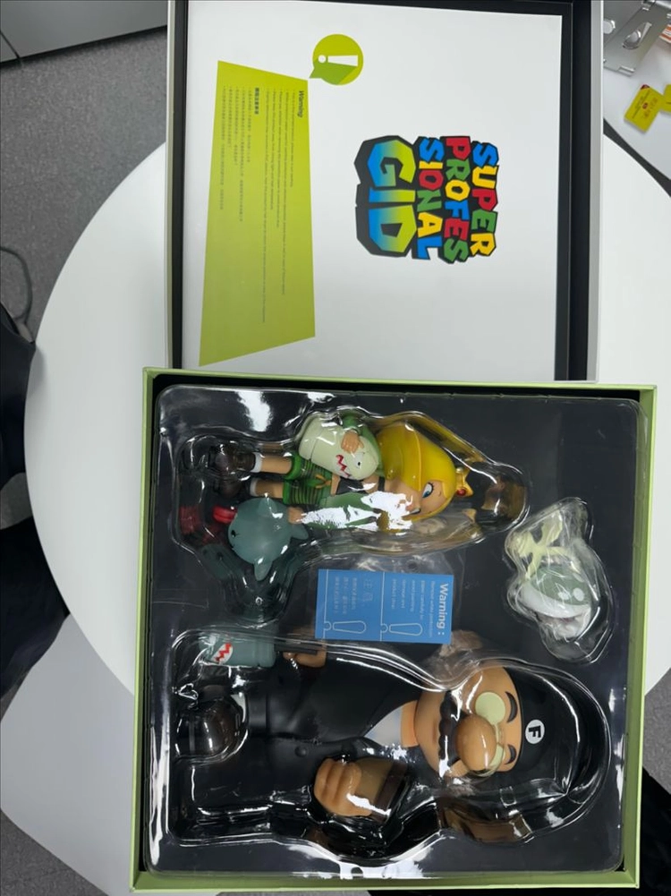 풀스파라다이스 GID 레옹 피규어(급처) 이미지