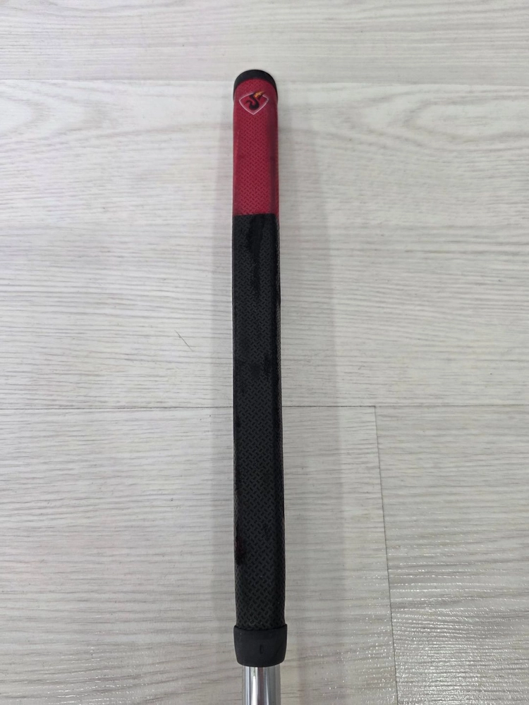 테일러메이드 로사 몬자 34인치 퍼터 이미지