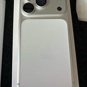 아이폰 17프로 256GB 실버 자급제 판매합니다 이미지
